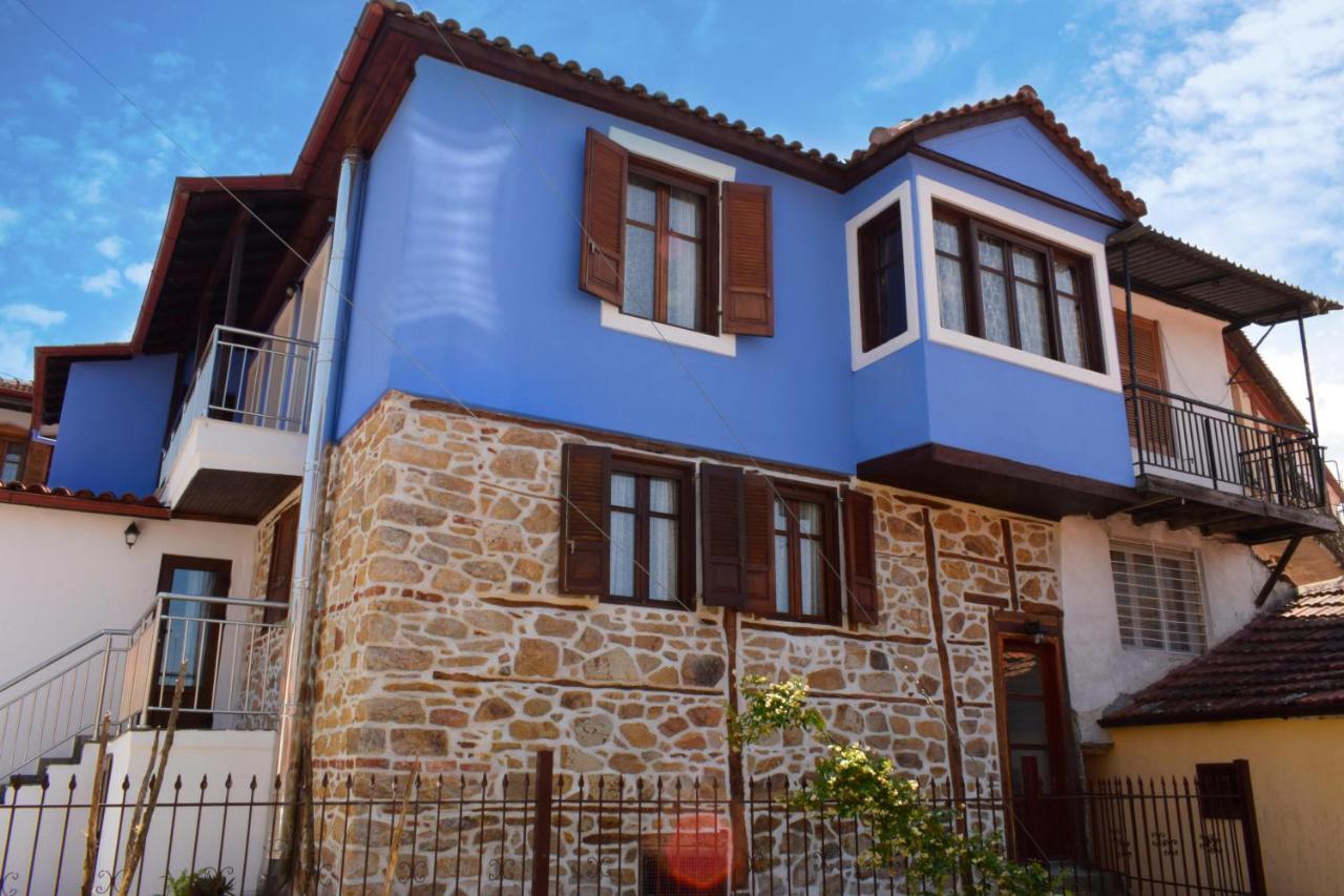 Renovated Old Manor House With Yard Villa Arnea Buitenkant foto