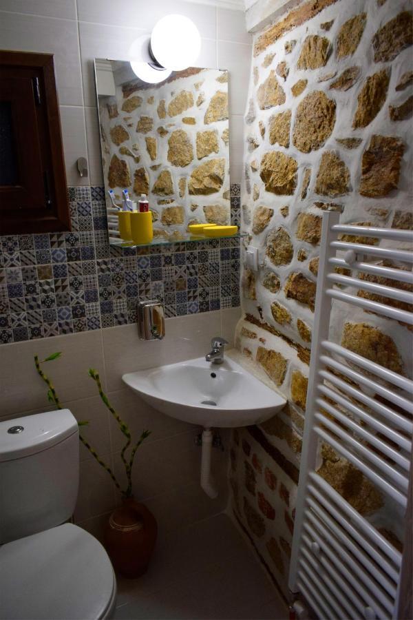 Renovated Old Manor House With Yard Villa Arnea Buitenkant foto